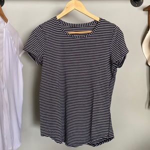 Lululemon Love Tee, Size 6